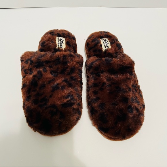 Dluxe by dearfoams brown leopard print slippers size 7-8 - Picture 4 of 10